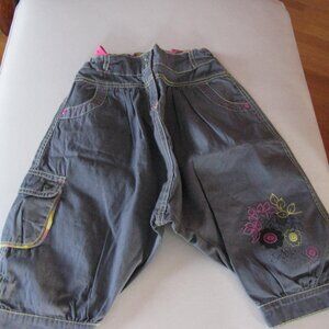 New girl's pants size 6